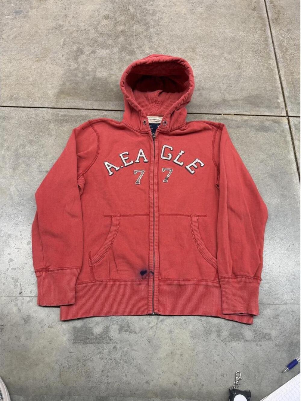vintage american eagle outfitters red zip up hoodie size xl HAS STAIN